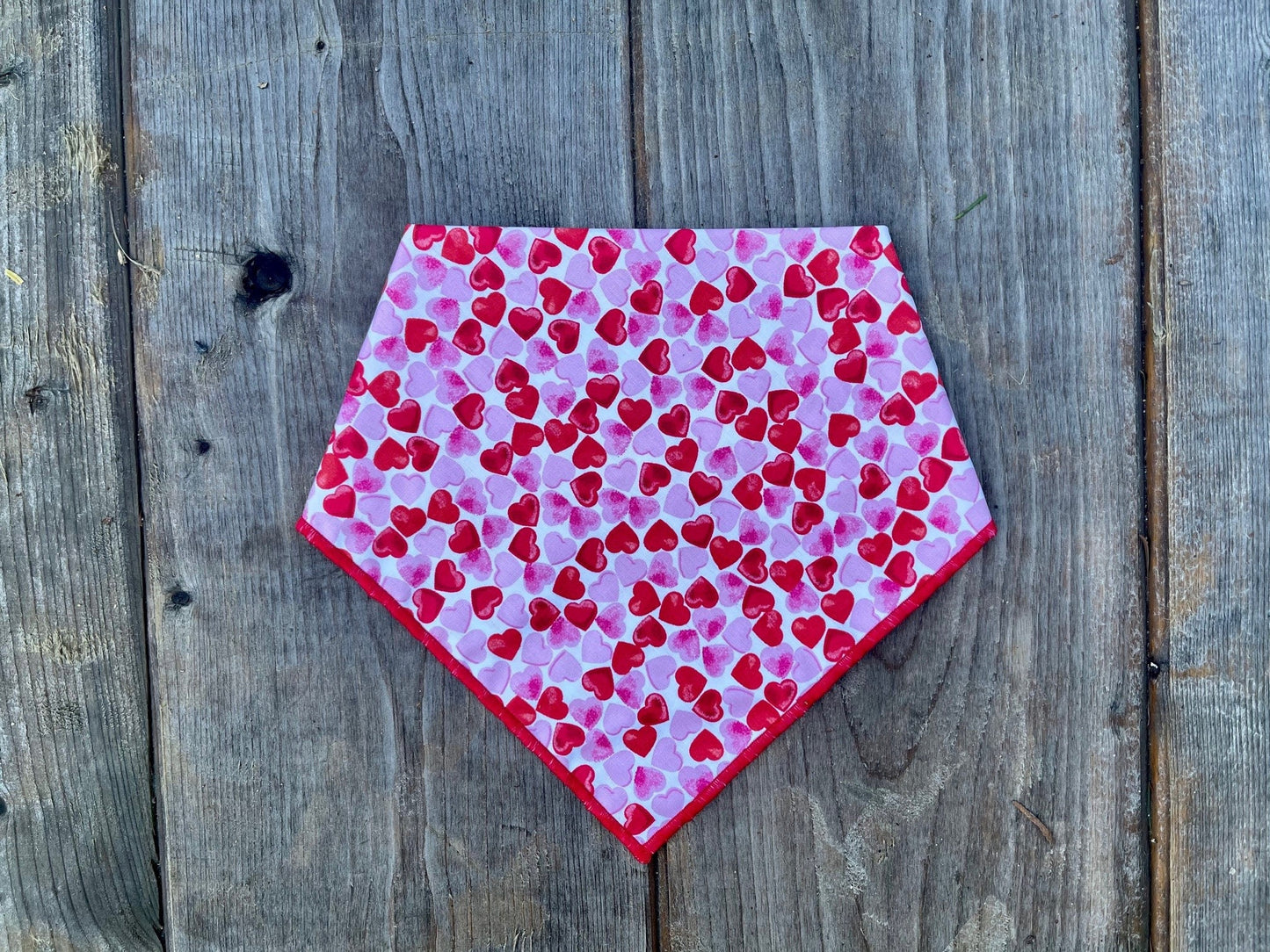 Dog Bandana Valentines Day // Dog Bandana Pink & Red Hearts // Valentines Collection // White Pink Red Hearts // Snap on Dog bandana //