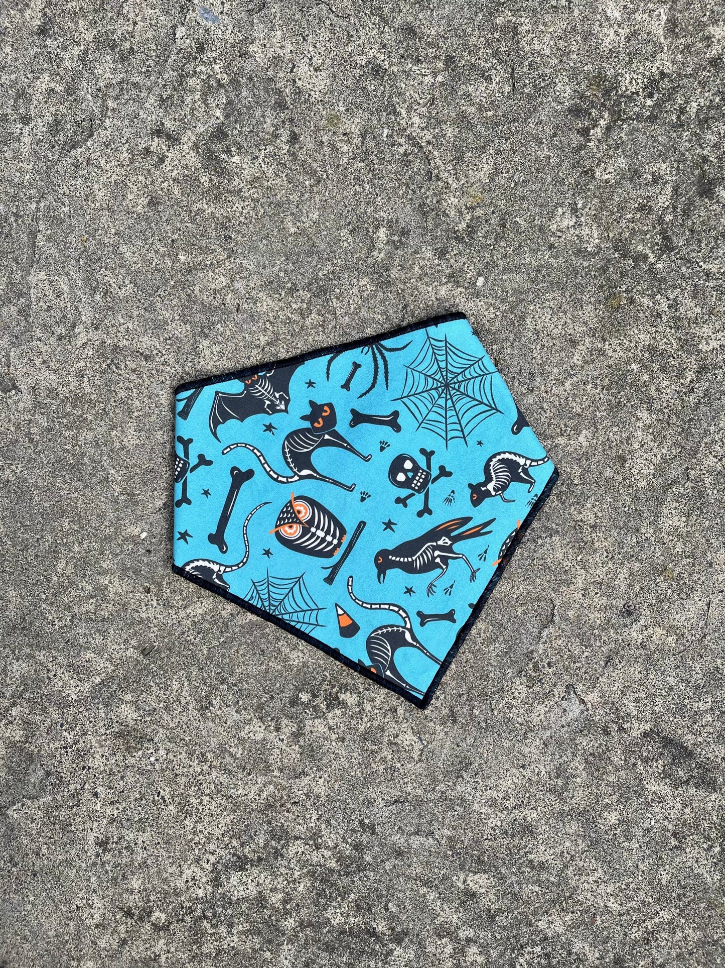 Halloween Dog Bandana // Halloween Dog Bandana // October Autumn Dog Bandana // Snap on Dog Bandana // skeletons cats bats