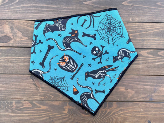 Halloween Dog Bandana // Halloween Dog Bandana // October Autumn Dog Bandana // Snap on Dog Bandana // skeletons cats bats